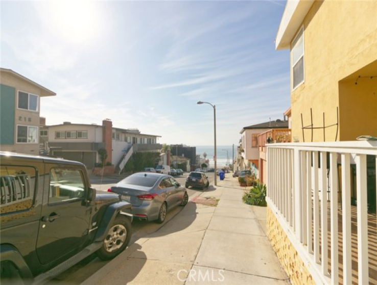 2 Bed Home to Rent in Manhattan Beach, California