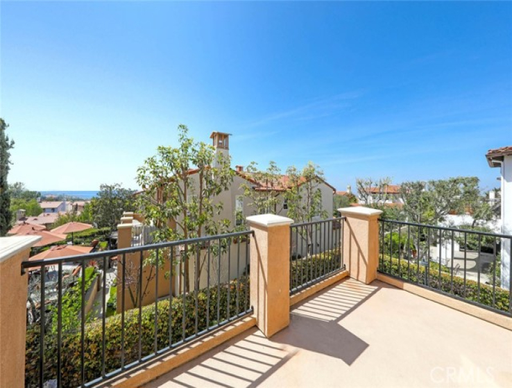 4 Bed Home for Sale in Newport Coast, California