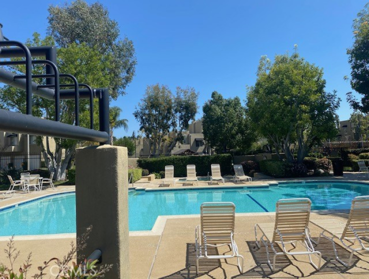 2 Bed Home to Rent in Mission Viejo, California