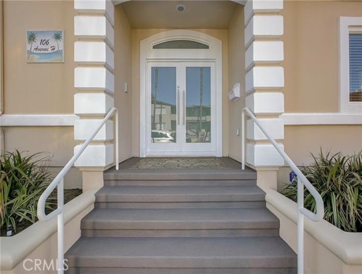 4 Bed Home for Sale in Redondo Beach, California