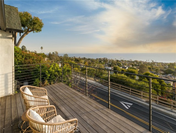 2 Bed Home for Sale in Laguna Beach, California