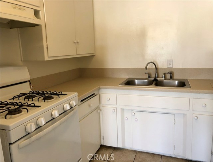 2 Bed Home to Rent in Culver City, California