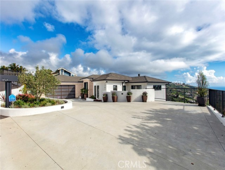 3 Bed Home for Sale in Laguna Beach, California