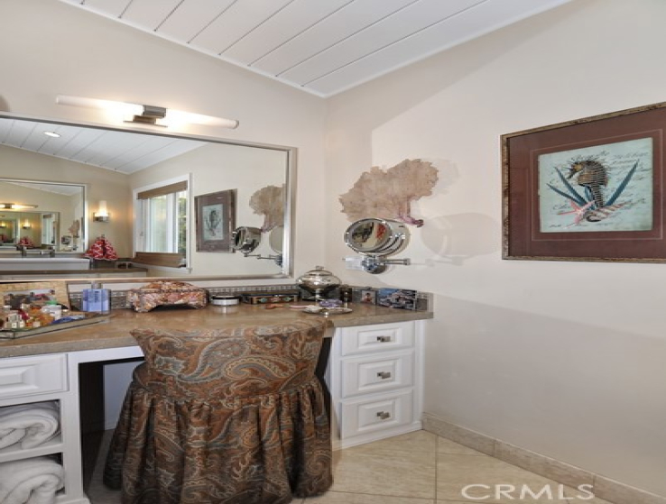 5 Bed Home for Sale in Corona del Mar, California