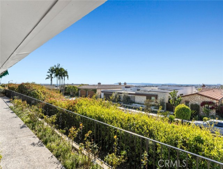 3 Bed Home for Sale in Corona del Mar, California