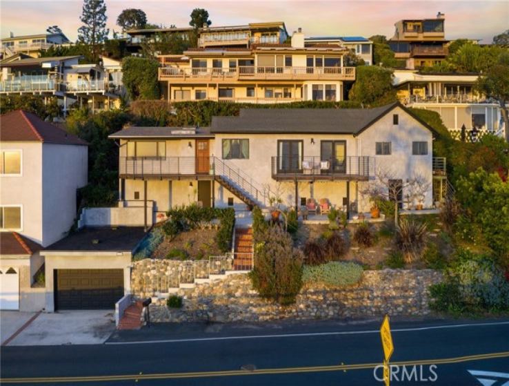 2 Bed Home for Sale in Laguna Beach, California