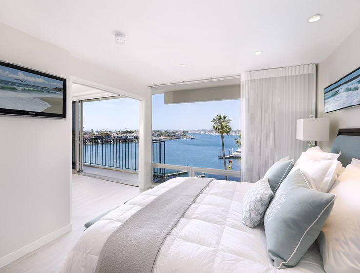 2 Bed Home for Sale in Corona del Mar, California