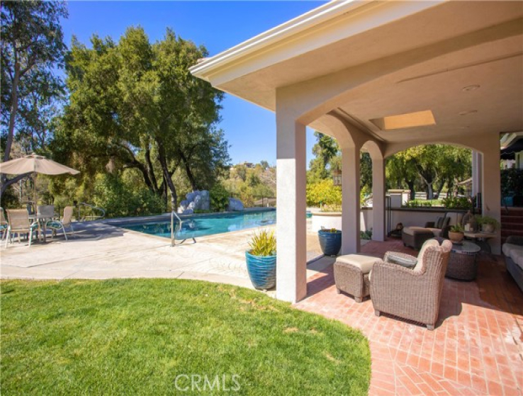 6 Bed Home for Sale in Murrieta, California