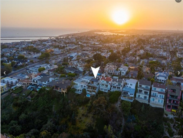 4 Bed Home for Sale in Corona del Mar, California