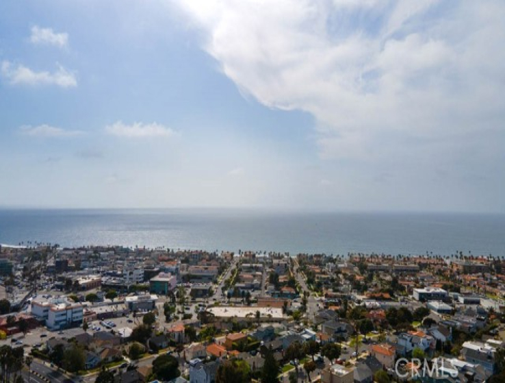 5 Bed Home for Sale in Redondo Beach, California