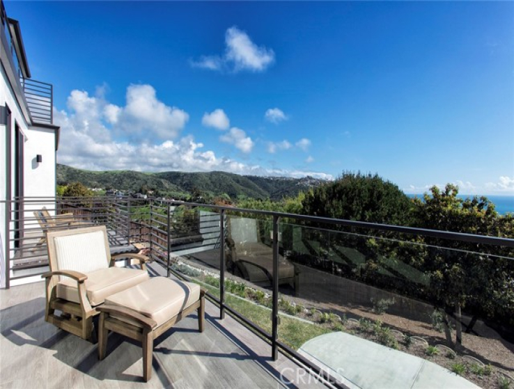 3 Bed Home for Sale in Laguna Beach, California