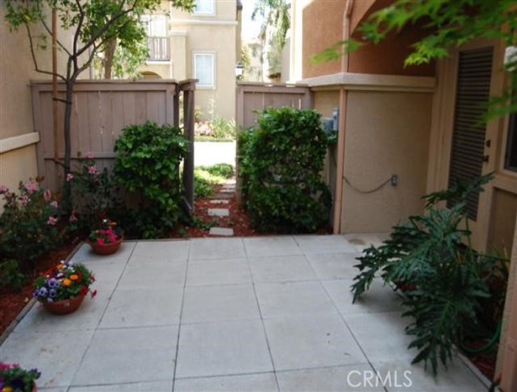 2 Bed Home to Rent in Irvine, California