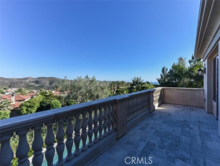 6 Bed Home to Rent in Newport Coast, California