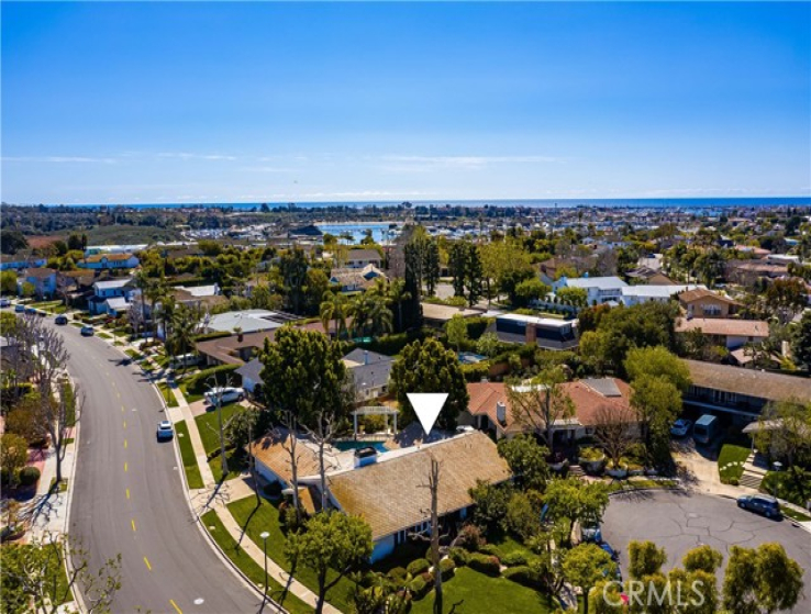 4 Bed Home for Sale in Newport Beach, California