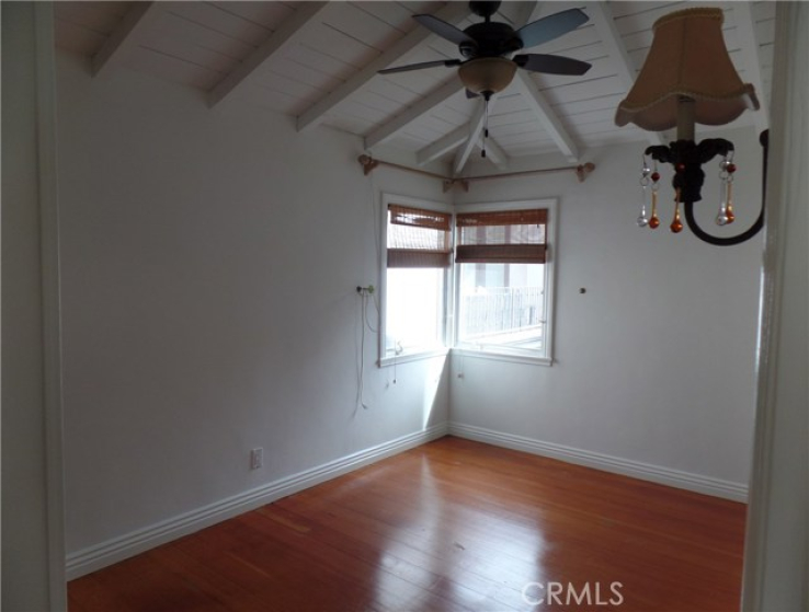 2 Bed Home to Rent in Corona del Mar, California