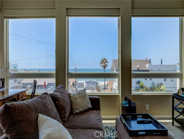 3 Bed Home for Sale in Manhattan Beach, California