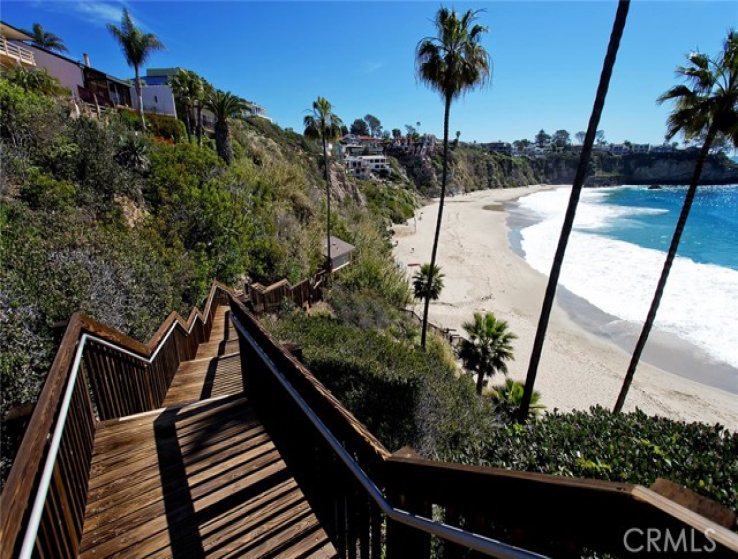 3 Bed Home for Sale in Laguna Beach, California