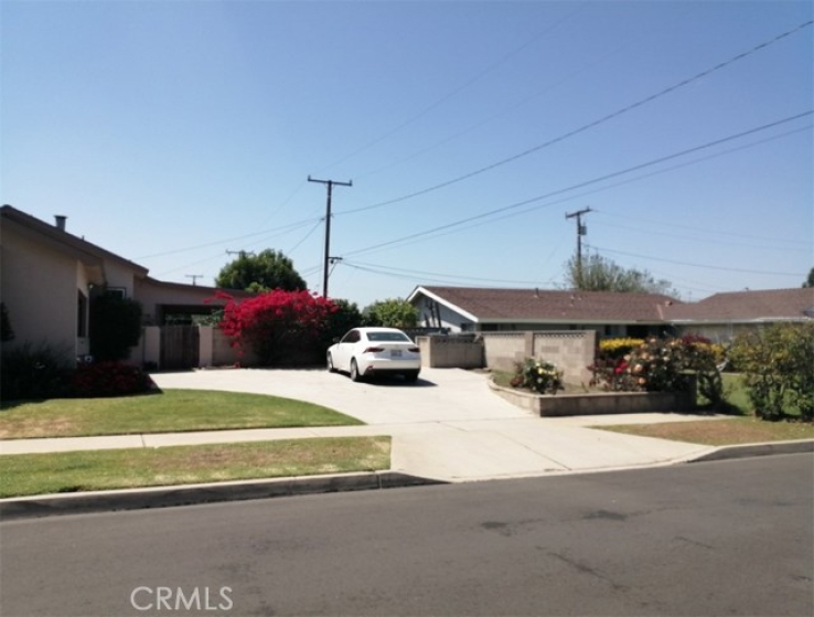 3 Bed Home to Rent in Covina, California