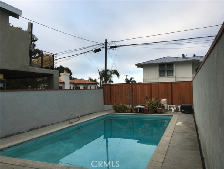 3 Bed Home to Rent in Manhattan Beach, California