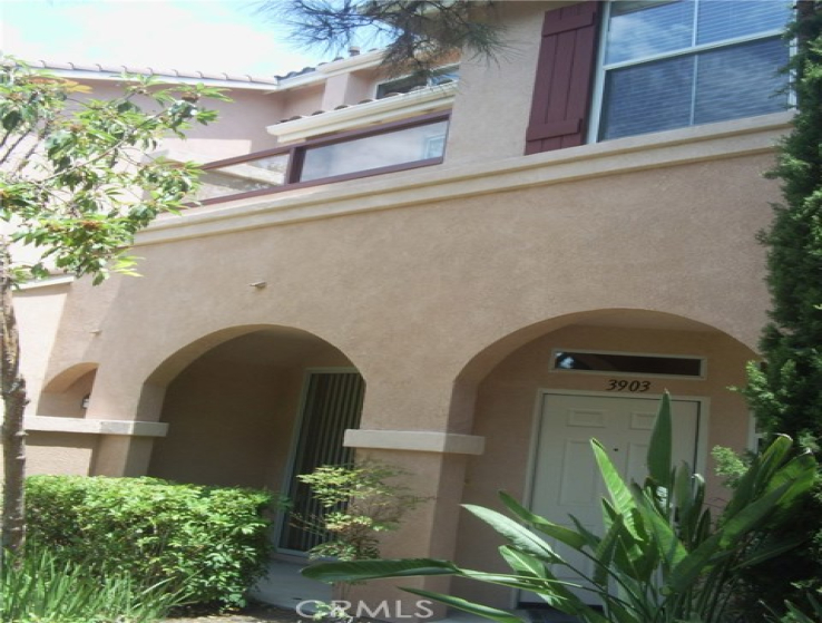 2 Bed Home to Rent in Irvine, California