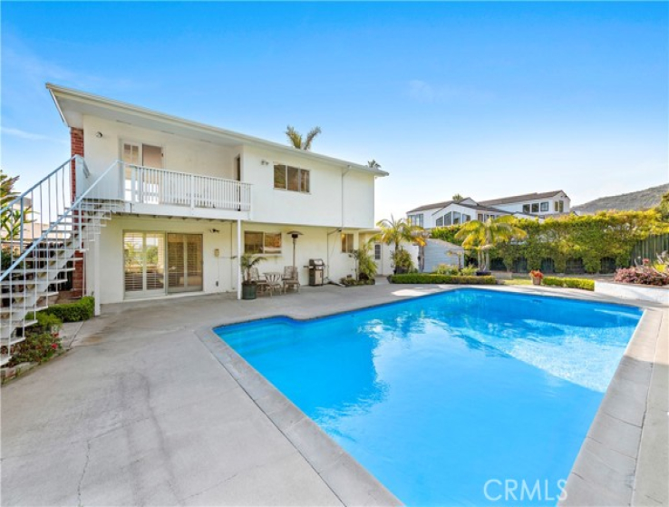 3 Bed Home for Sale in Laguna Beach, California