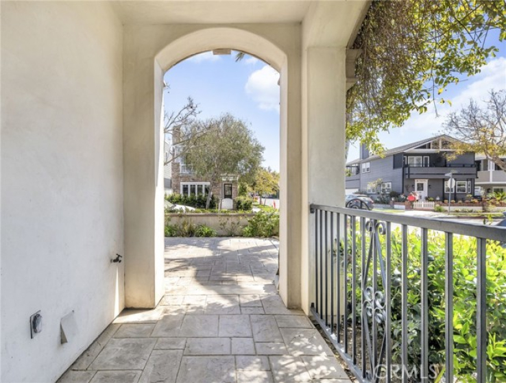 3 Bed Home for Sale in Corona del Mar, California