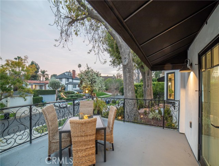 4 Bed Home for Sale in Toluca Lake, California