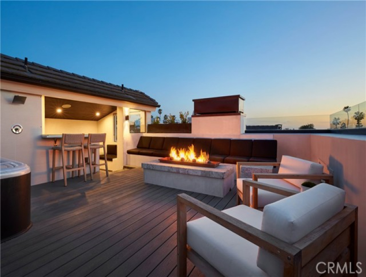 3 Bed Home for Sale in Corona del Mar, California