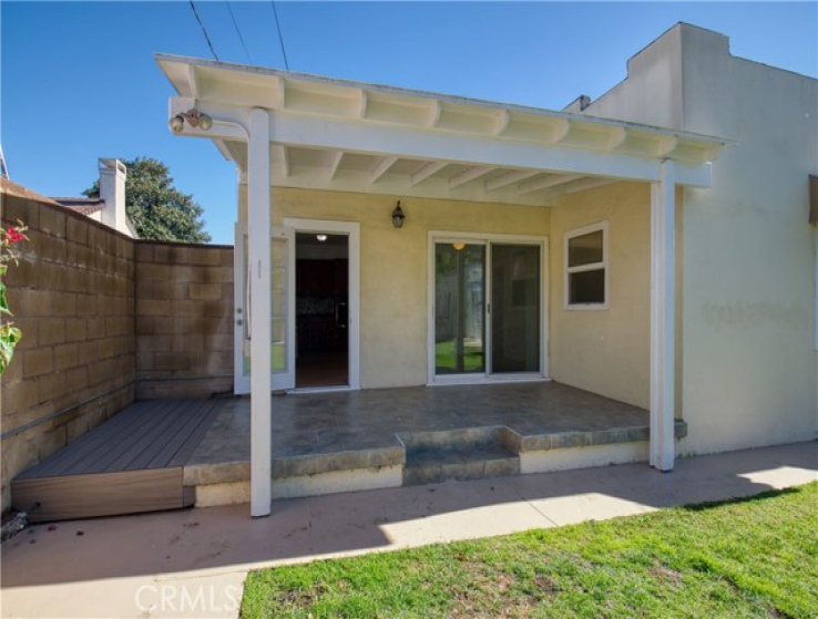 3 Bed Home to Rent in Los Feliz, California