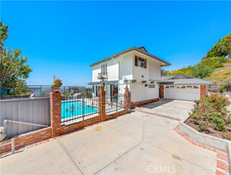 4 Bed Home for Sale in Laguna Beach, California