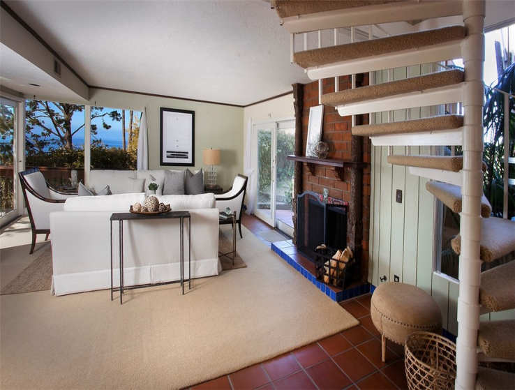 4 Bed Home for Sale in Laguna Beach, California