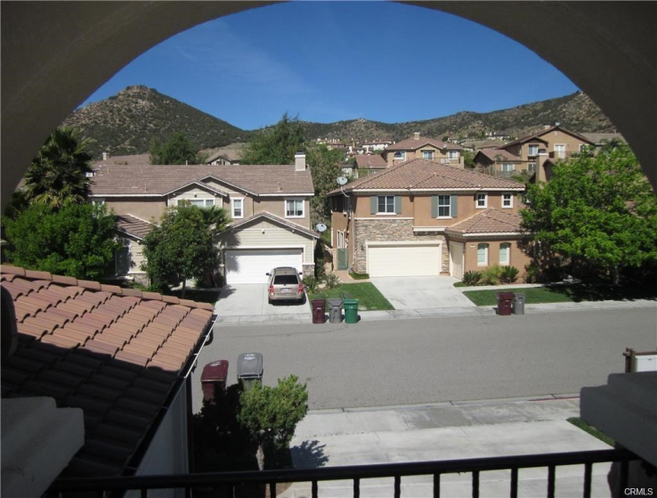 5 Bed Home to Rent in Murrieta, California