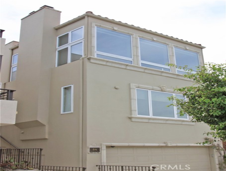 3 Bed Home for Sale in Manhattan Beach, California