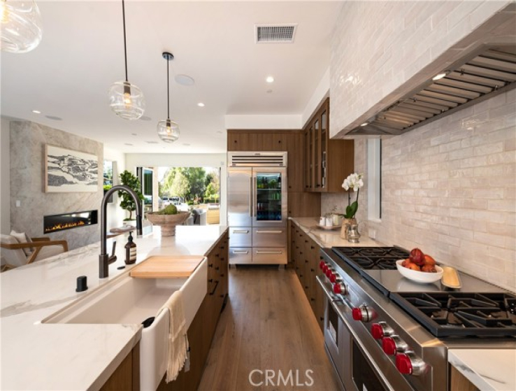 4 Bed Home for Sale in Corona del Mar, California