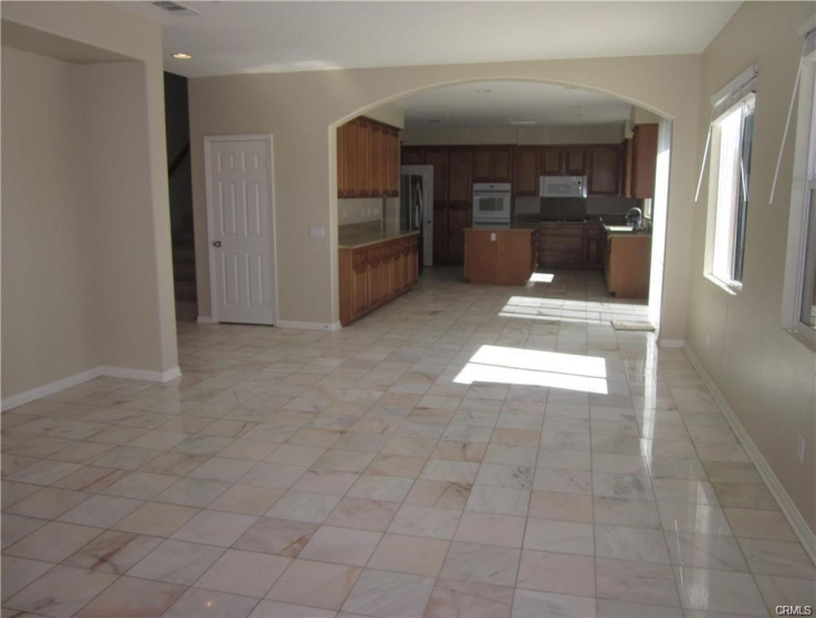 5 Bed Home to Rent in Murrieta, California