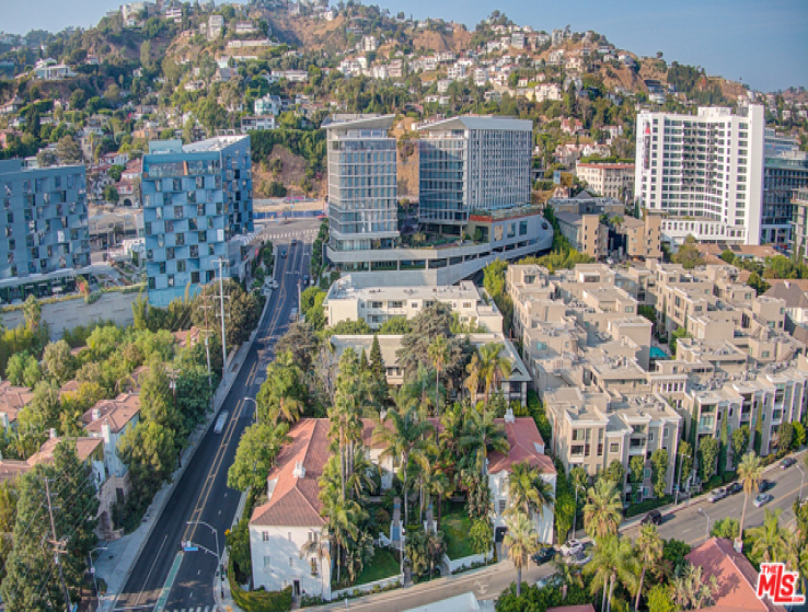  Home to Rent in West Hollywood, California