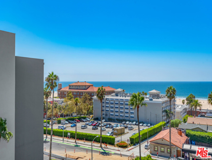 2 Bed Home for Sale in Santa Monica, California