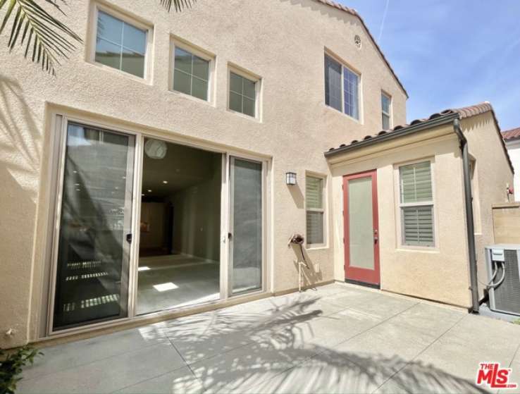 4 Bed Home to Rent in Irvine, California