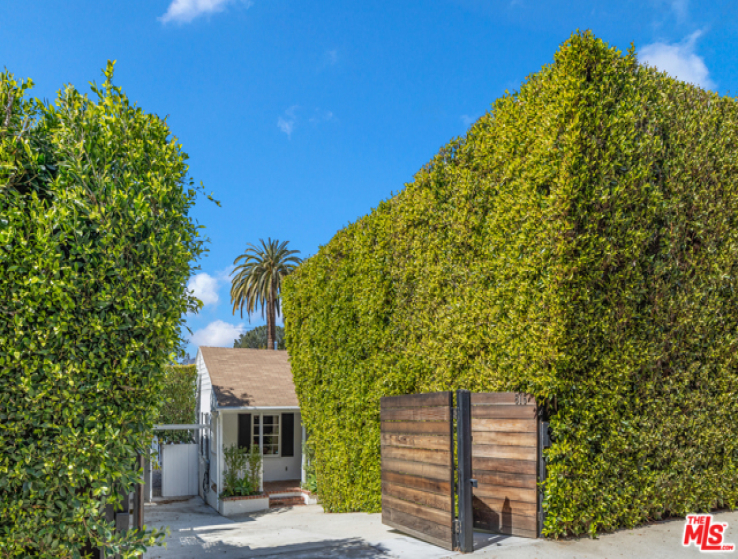 2 Bed Home for Sale in Pacific Palisades, California