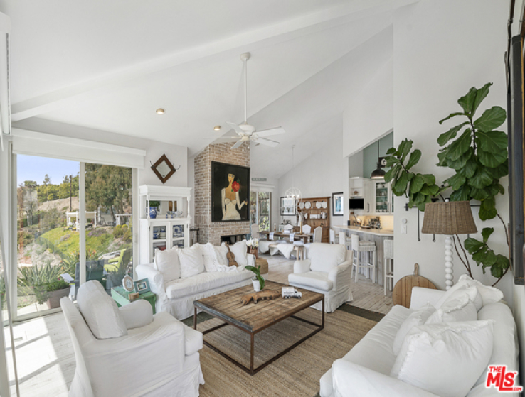 4 Bed Home for Sale in Malibu, California