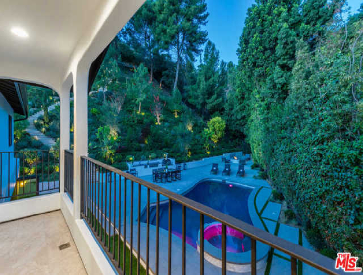 5 Bed Home for Sale in Beverly Hills, California