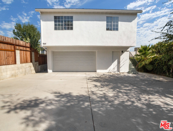 6 Bed Home for Sale in Los Angeles, California