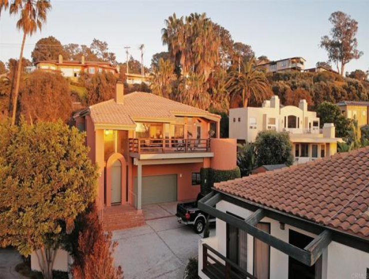 5 Bed Home for Sale in Del Mar, California