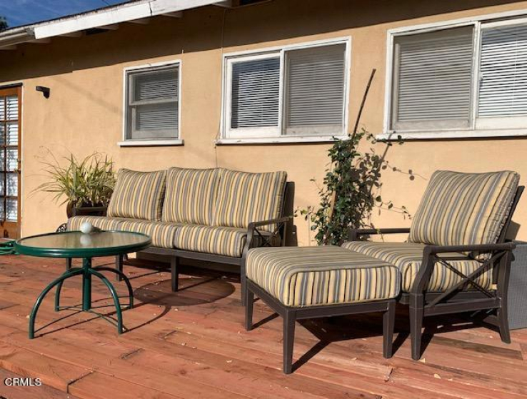 3 Bed Home to Rent in Altadena, California