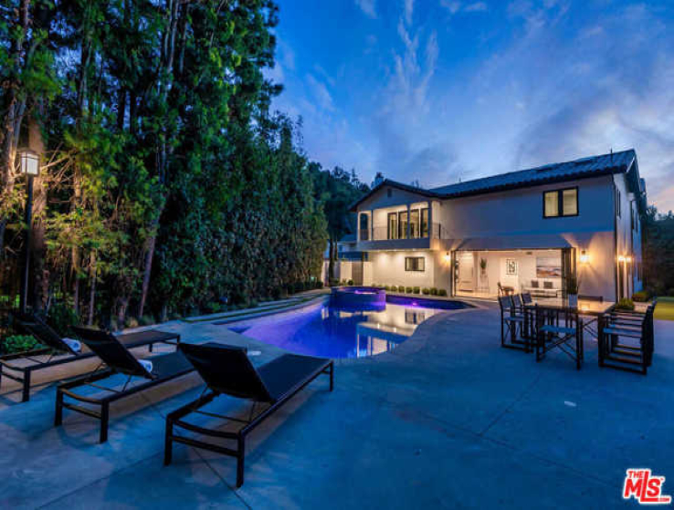 5 Bed Home for Sale in Beverly Hills, California