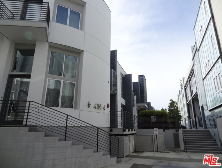 2 Bed Home to Rent in Los Angeles, California