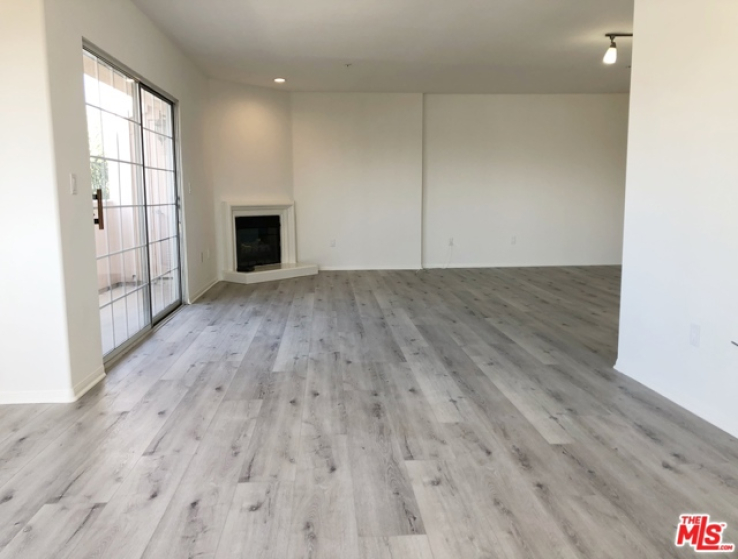 2 Bed Home to Rent in Los Angeles, California