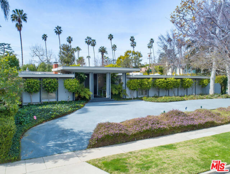 3 Bed Home for Sale in Beverly Hills, California