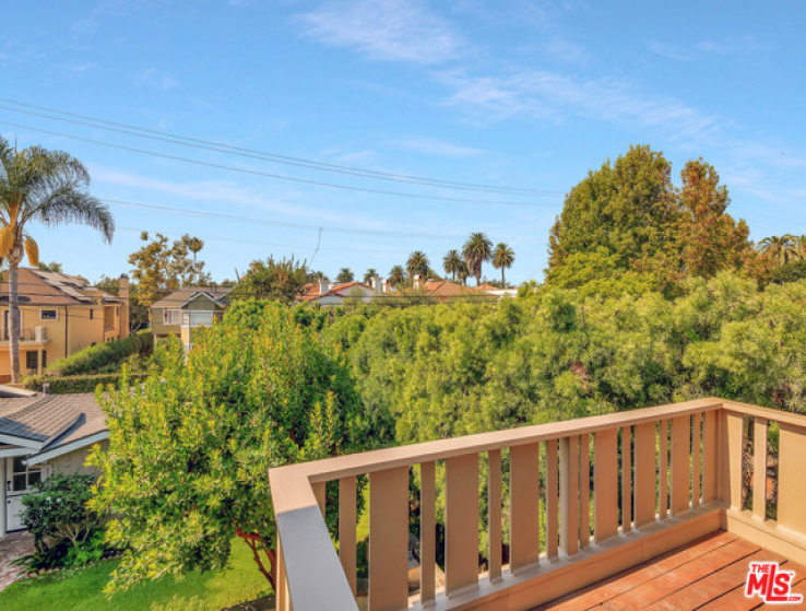 3 Bed Home for Sale in Santa Monica, California