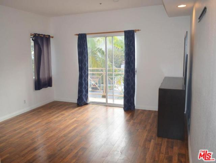 2 Bed Home to Rent in Los Angeles, California